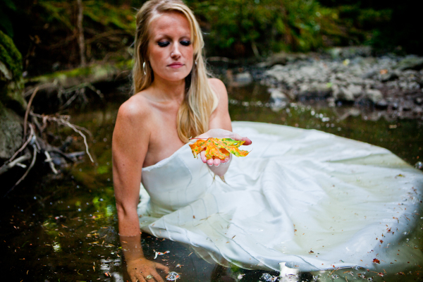 Wedding Dress Trashing | Caroline Mitic | Graphic Design